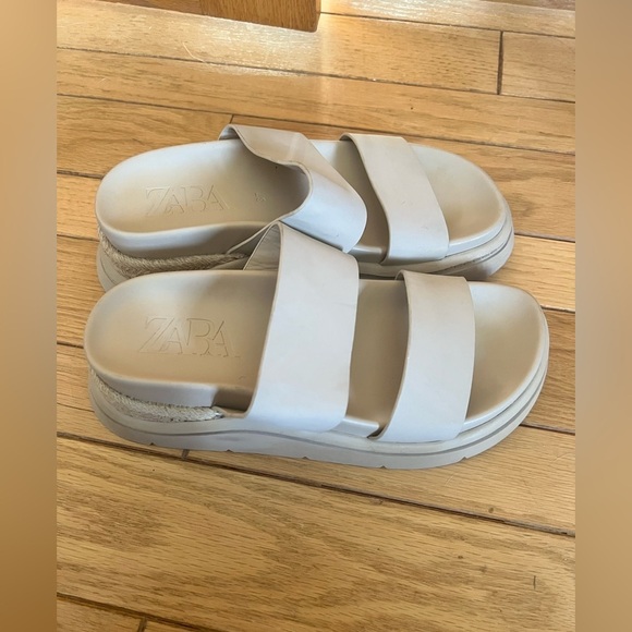Zara - Slide Sandals - Picture 5 of 7